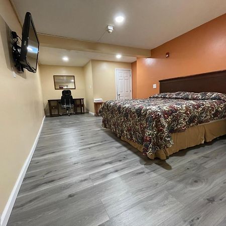 Travelers Motor Lodge North Smithfield ภายนอก รูปภาพ